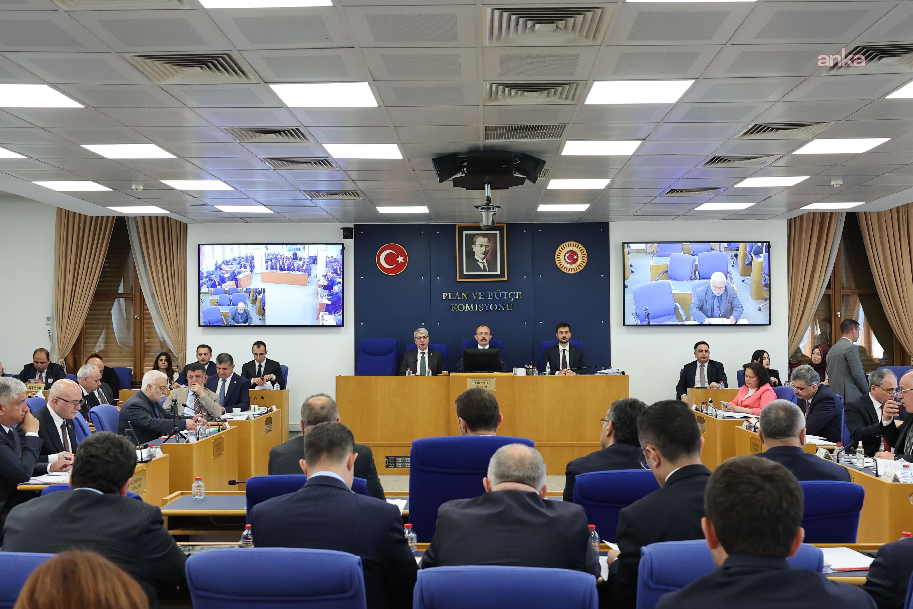 CHP'den torba kanun teklifine muhalefet şerhi: '6 ve 17'nci madddeler Anayasa'ya aykırı'