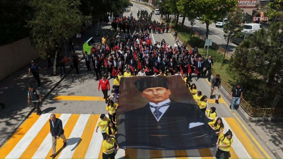 Atatürk'ün Erzurum'a gelişinin 107. yılı törenlerle kutlandı