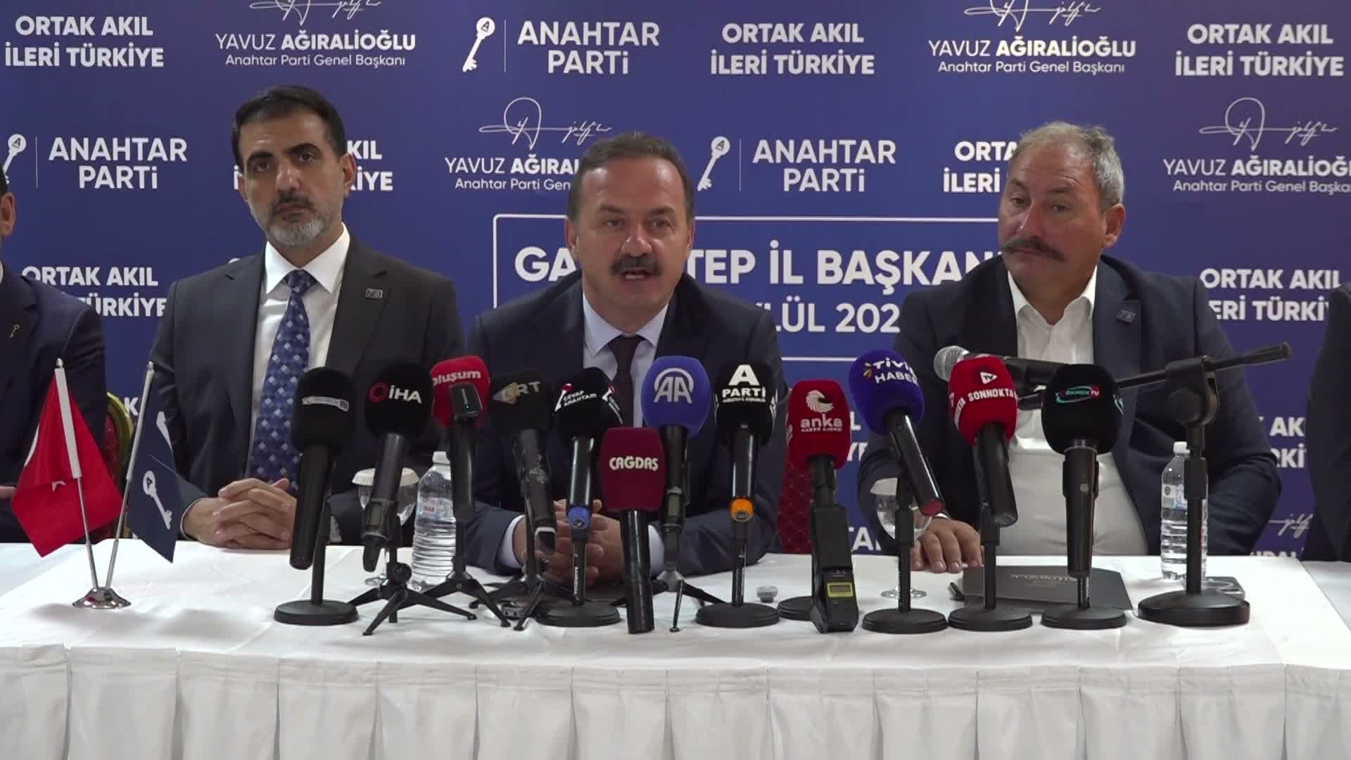 Anahtar Parti Genel Başkanı Ağıralioğlu Gaziantep'te konuştu: Cumhurbaşkanı Erdoğan'ın BM'deki ikazlarını Türkiye için de istiyoruz