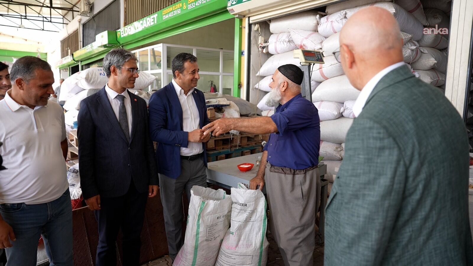 YENİ Parti saha çalışması... Burhanettin Bulut: 'Yeni siyasetin gerçek adresi halkın yanıdır'