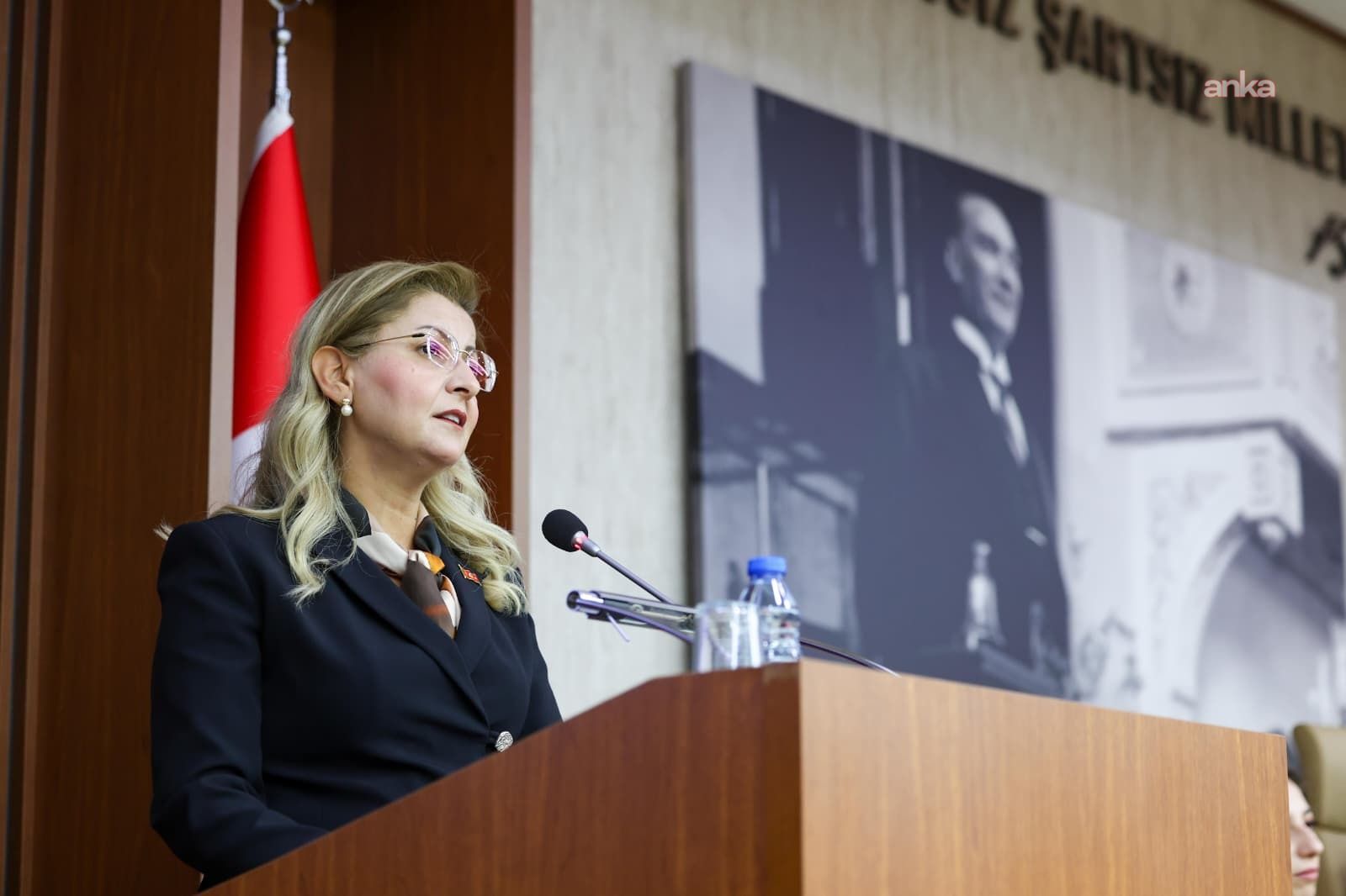 Bakırköy Belediyesi soruşturmasında 39 tutuklama... Ovalıoğlu: Çalışma arkadaşlarımıza yönelik tutuklu yargılama kararlarını büyük bir üzüntüyle karşıladık