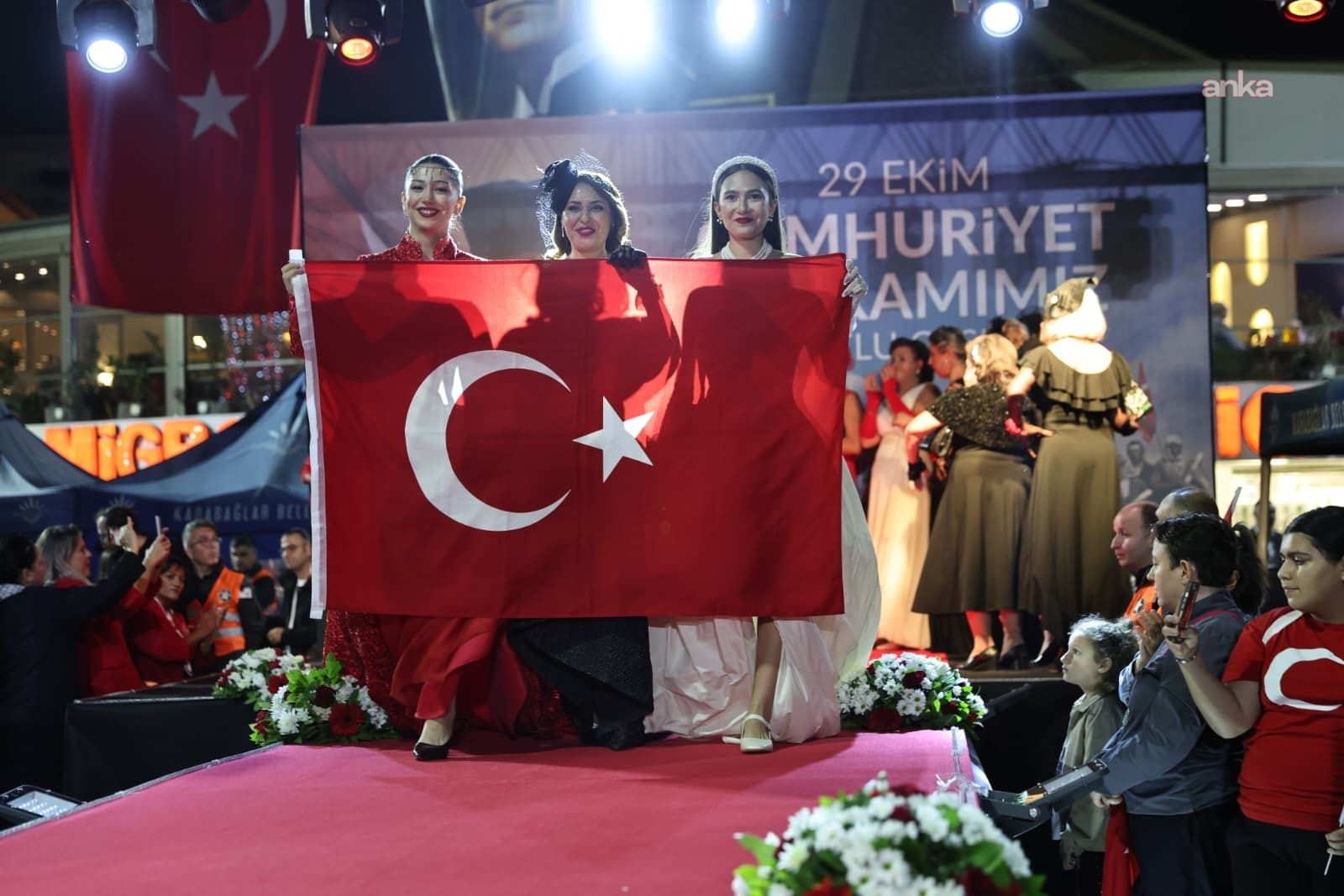 Karabağlar'da Cumhuriyet'in 103'üncü yılı dört gün süren etkinliklerle kutlandı