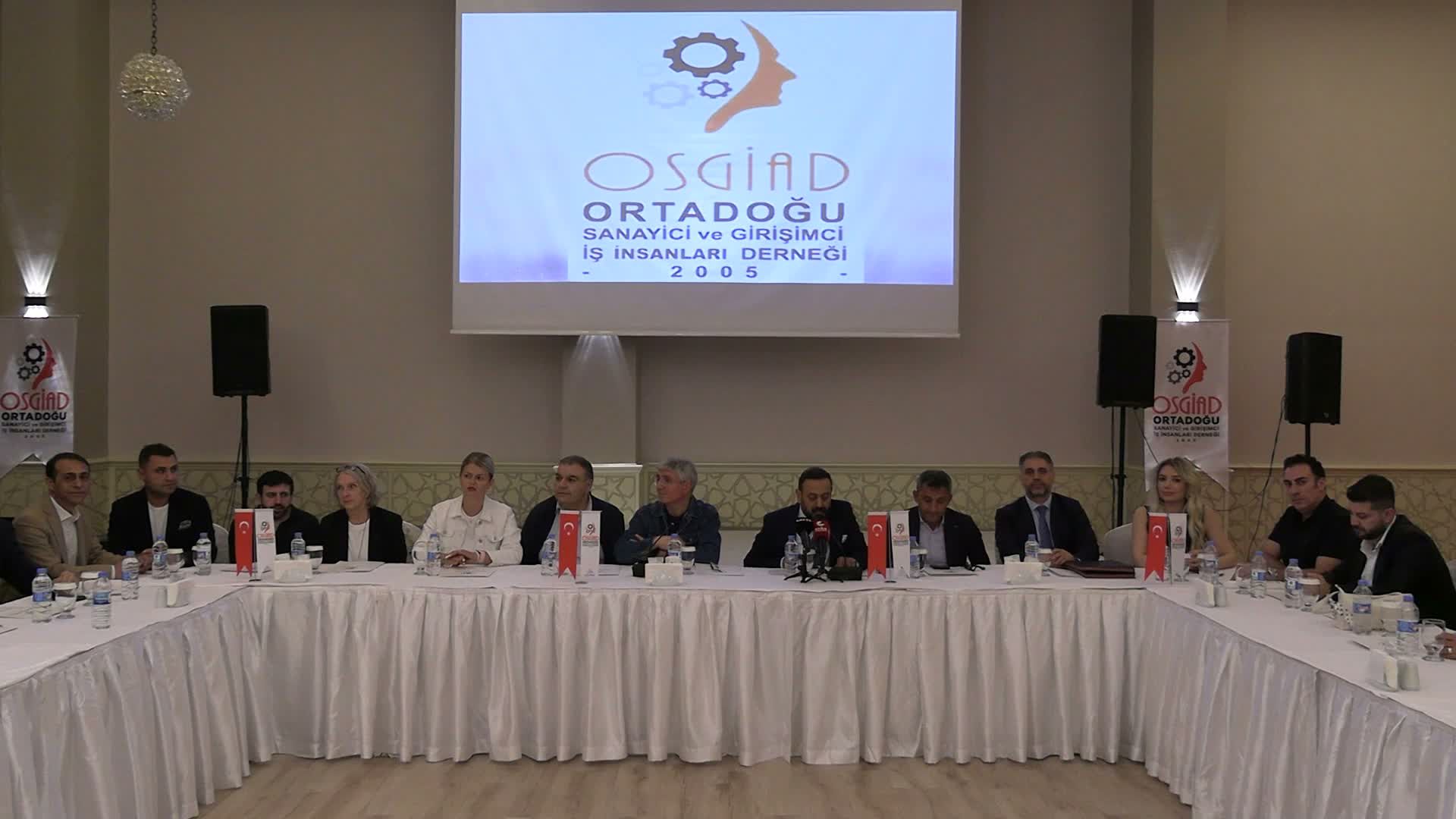 OSGİAD ile Ermenistan iş insanları heyeti Diyarbakır'da buluştu... 'Geleceğin kapılarını birlikte açmalıyız'