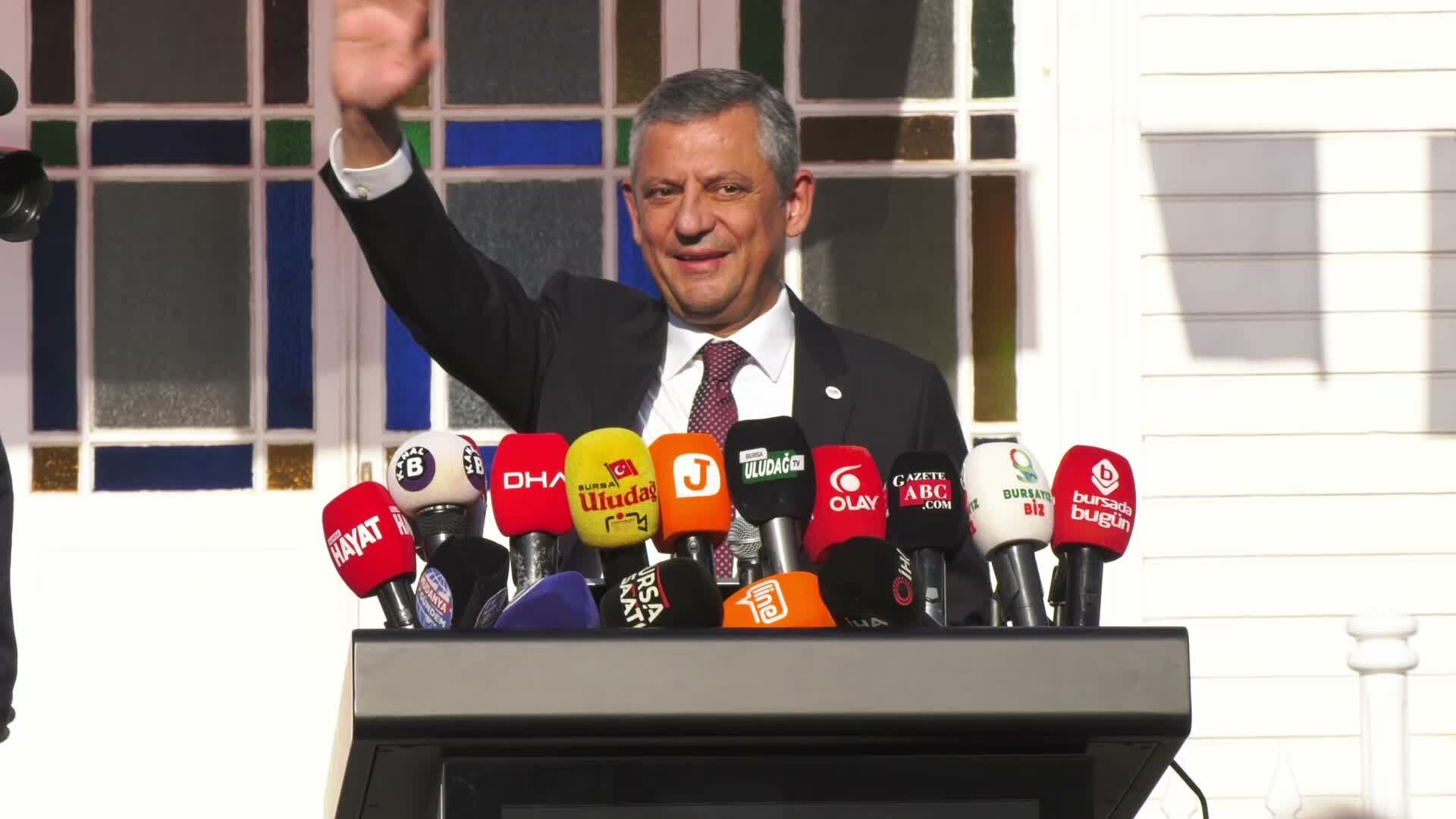 Özgür Özel: 'Bu millet sandıktan çıkan iradesini kimseye teslim etmedi, bundan sonra etmeyecek'