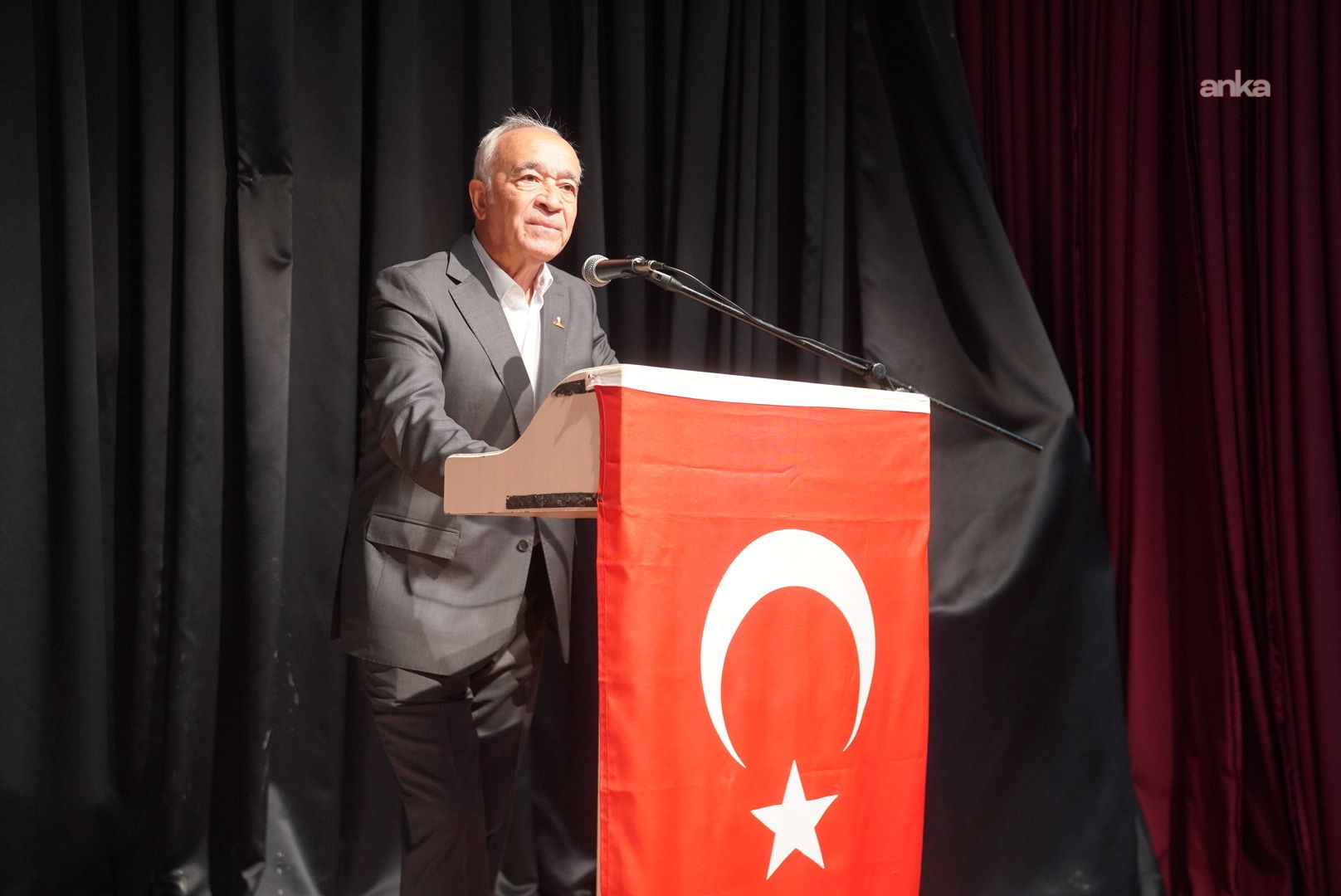 Seferihisar'da 3. Yaş Üniversitesi güz dönemi başladı