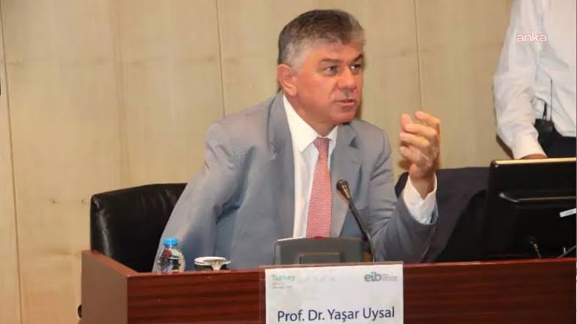 Türkiye Cumhuriyeti'nin enflasyon karnesi ... İktisatçı Prof. Dr. Uysal: 'En başarısız dönemler 1980-99 ile 2000-2025'