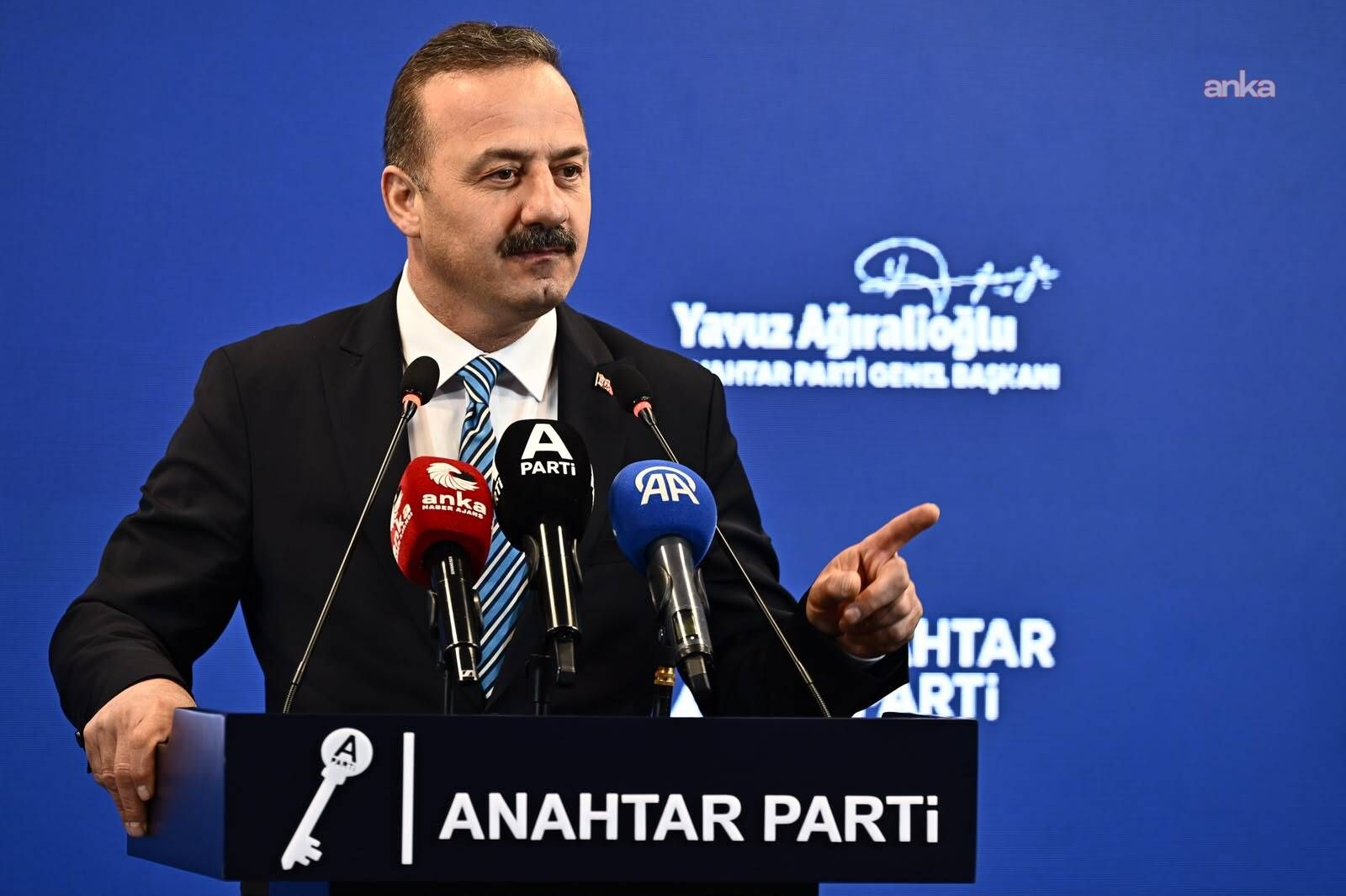 Yavuz Ağıralioğlu: 'Türkiye'nin yatırım açığı eksi 364,5 milyar dolara ulaştı'